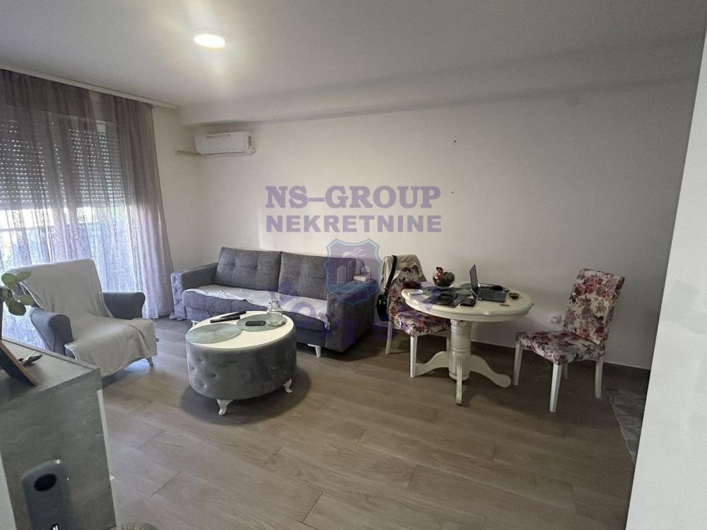 Slika 2 - Jednoiposoban, 35m2, Novi Futog Novi Sad, sa parkingom